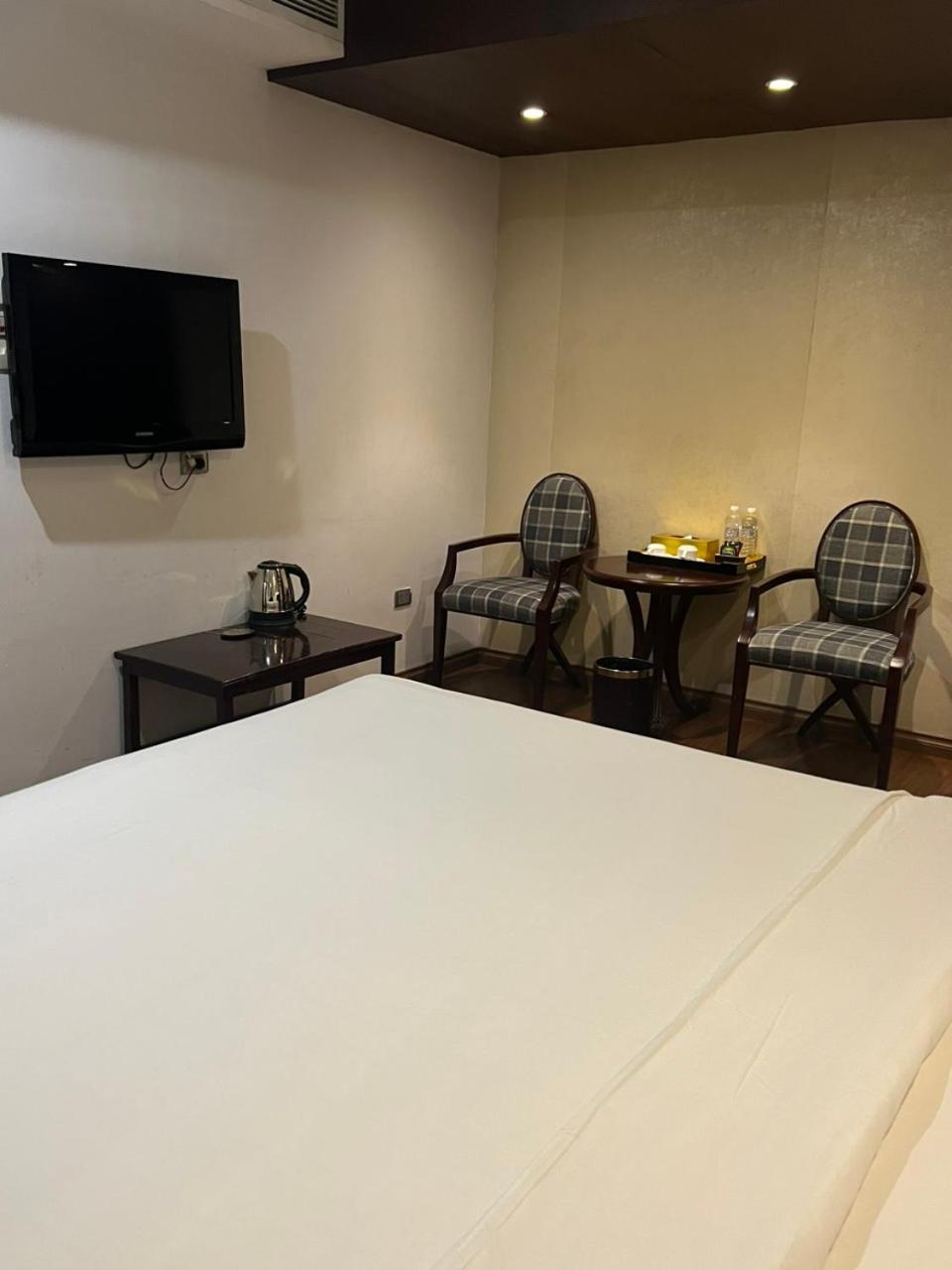 Skylark Boutique Hotel Hanoi Buitenkant foto